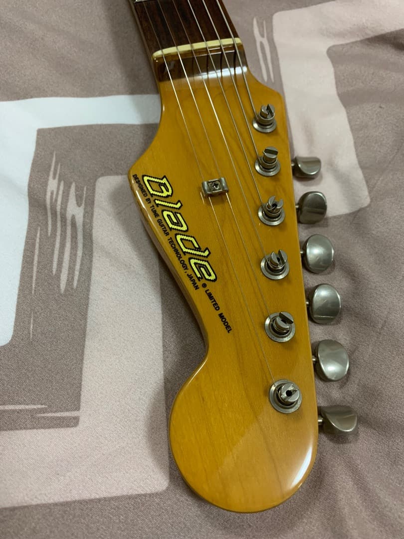 ギター BLADE (Levinson) Stratocaster