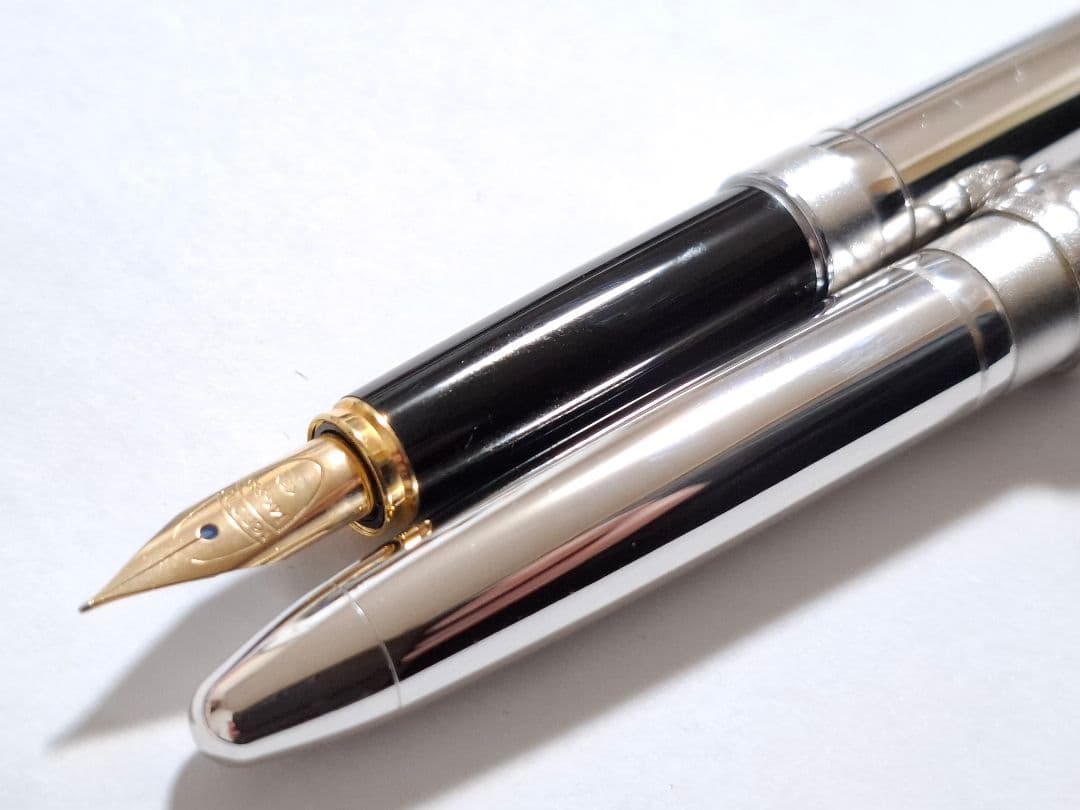 希少　未使用　renoma PARIS レノマ　万年筆　ロジウム　14K　細字