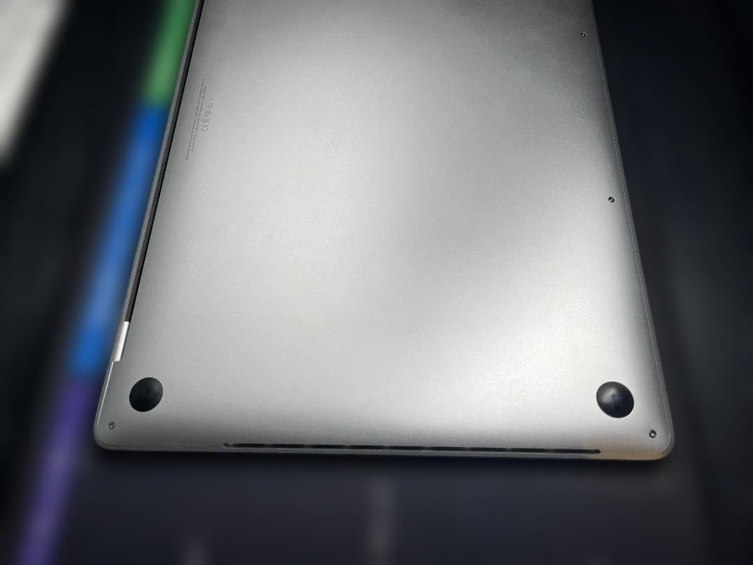 MacBook Pro 2019 32GB 2TB SSD シルバー