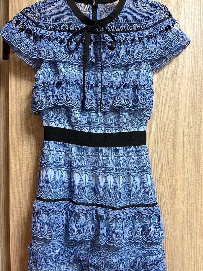 セルフポートレート　ワンピース