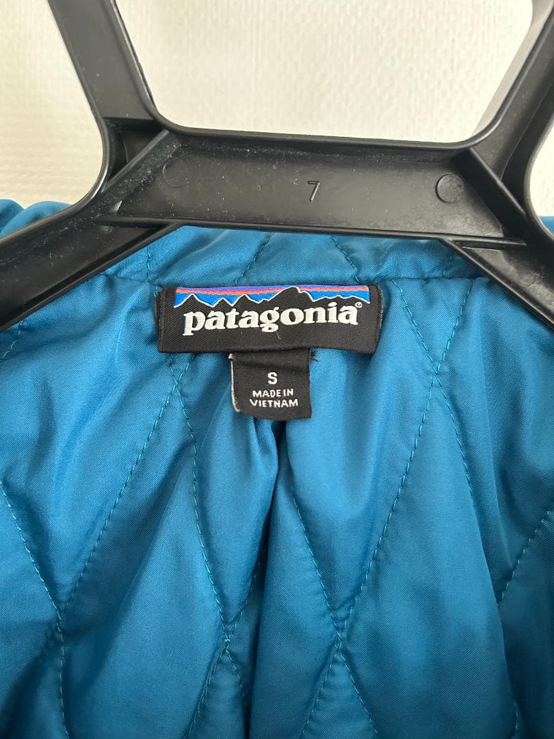 patagonia　インサレーテッド　ベターセーター　フーディ
