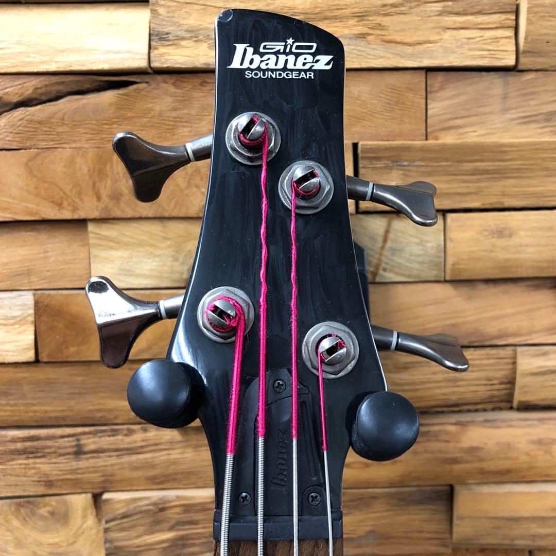 Ibanez（アイバニーズ）GSR320 エレキベース　レッド