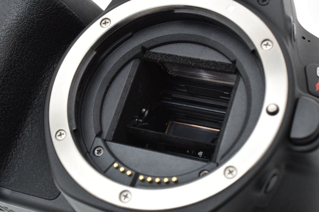 canon kiss x9 一眼レフカメラ標準&望遠&単焦点トリプルレンズセット