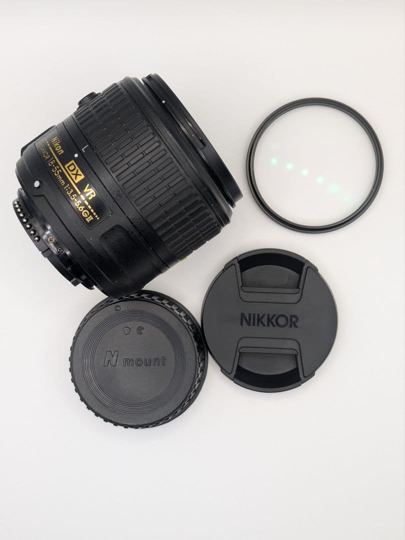 Nikon　D5600 ＋レンズ　　　　　　　　　　　　ショット数15,751回