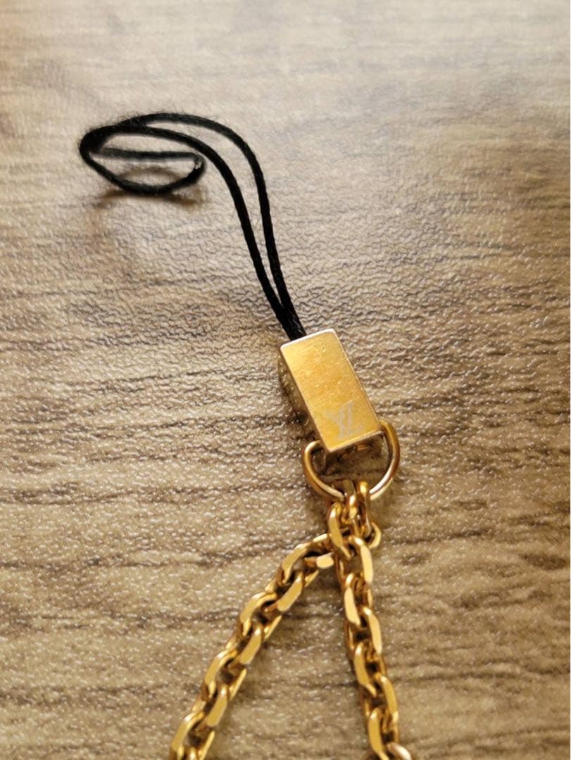 ルイヴィトン ストラップ アクセソワールテレフォンヌアンクルージョンM65322