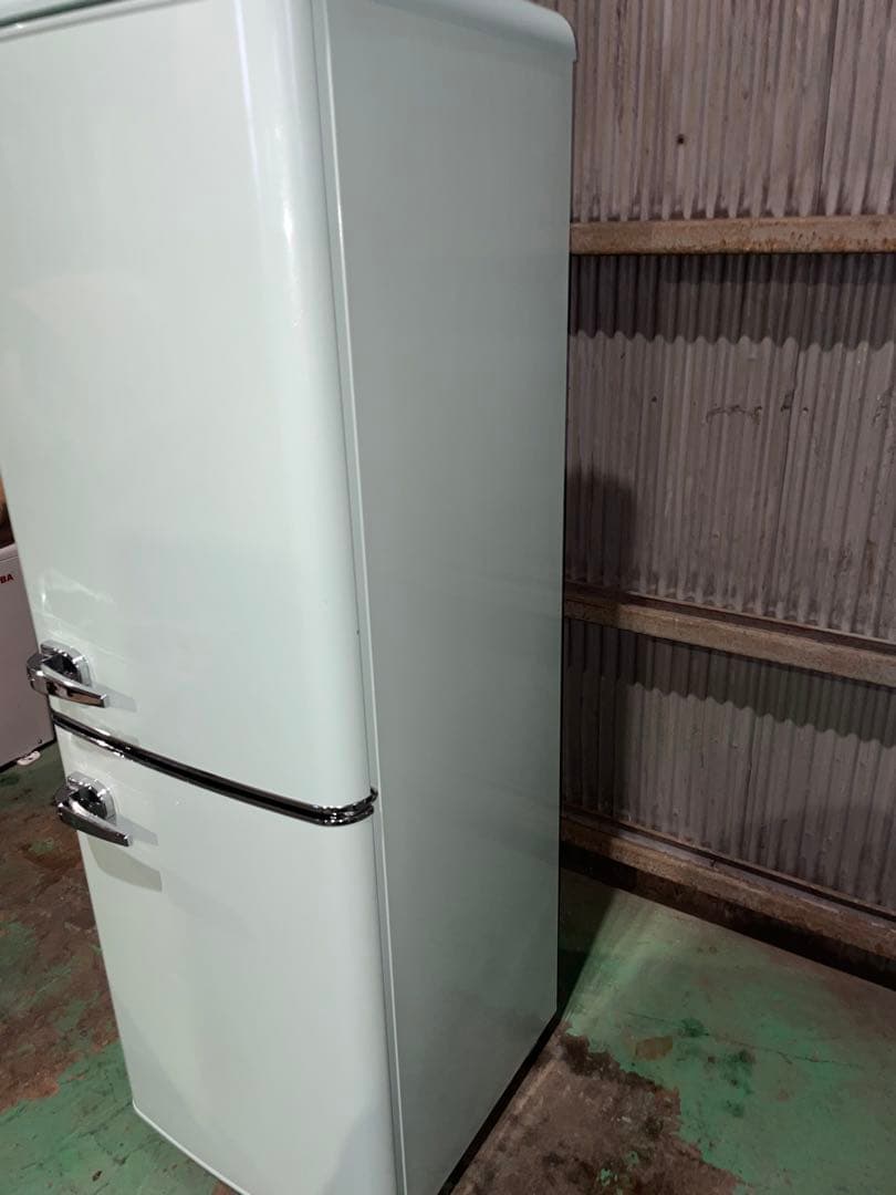 2021年製 アイリスオーヤマ レトロ冷蔵庫