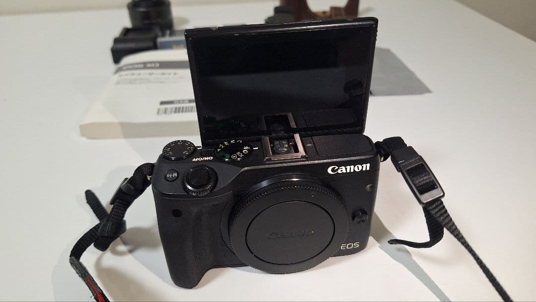 【おまけ多数】Canon EOS M3 ミラーレスカメラ