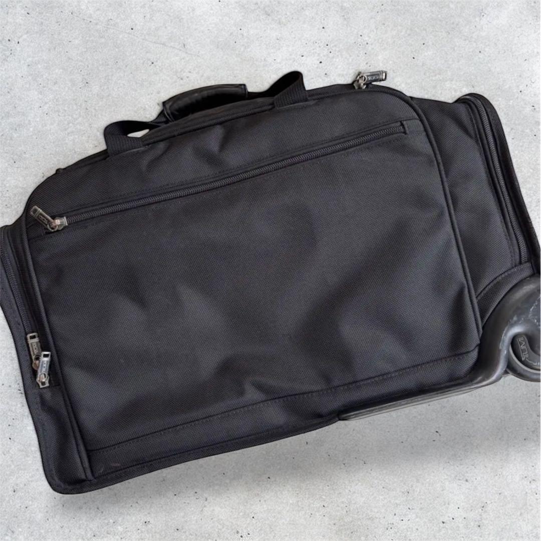 TUMI トゥミ ミディアム ウィールド ダッフルキャリーケース　キャリーケース