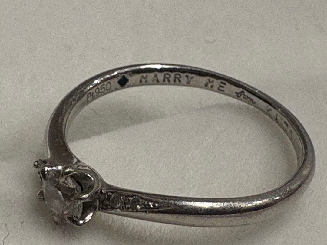 婚約指輪 指輪 ダイヤモンド pt950