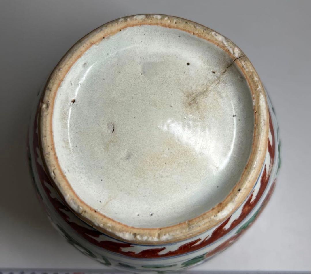 中国明時代　明代の五彩壺　南京赤絵大壷　置物　アンティーク　骨董　飾り物古美術品