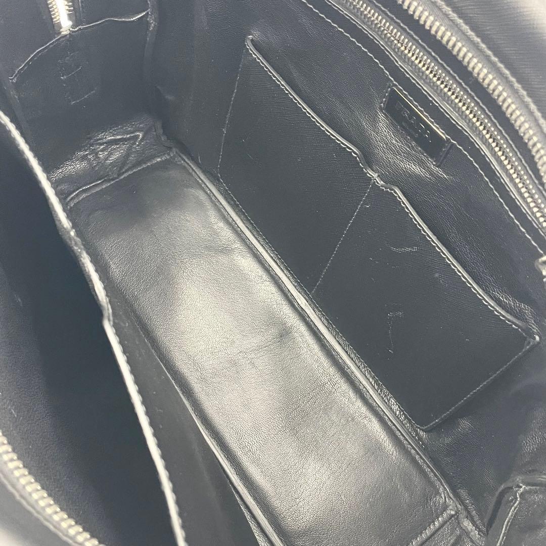 【極美品】 プラダ ビジネスバッグ サフィアーノレザー 三角ロゴ 希少バイカラー