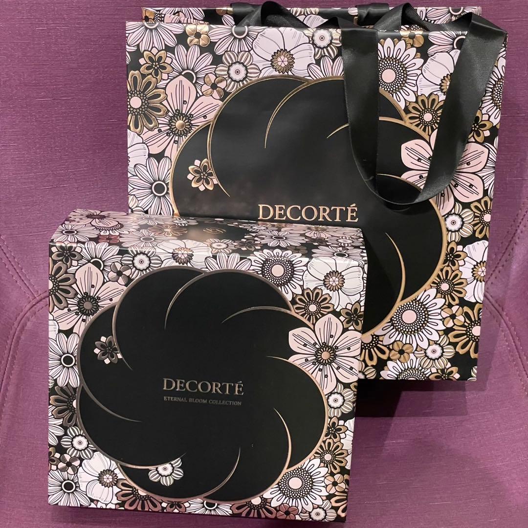 新品 コスメデコルテ クリスマスコフレ2025 エターナルブルームコレクション