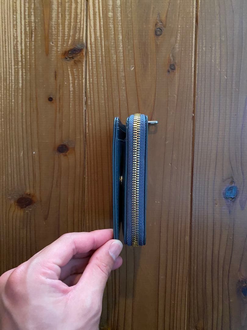 【A.P.C.】 コンパクト財布 Emmanuelle