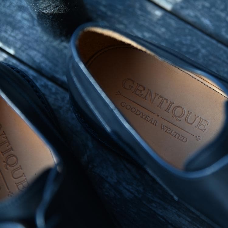 y*i様 【着用少】GENTIQUE TRAVIS UK5 スペイン製 付属品完