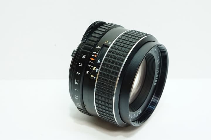 美しいボケ・明るい★ PENTAX SMC 55mm F1.8