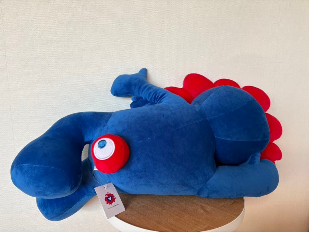 ミャクミャク くじ 1等 ぬいぐるみ 万博会場限定