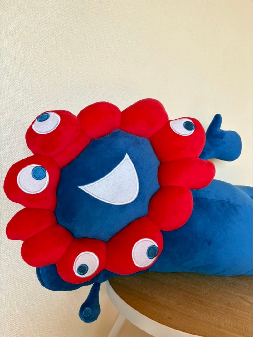 ミャクミャク くじ 1等 ぬいぐるみ 万博会場限定