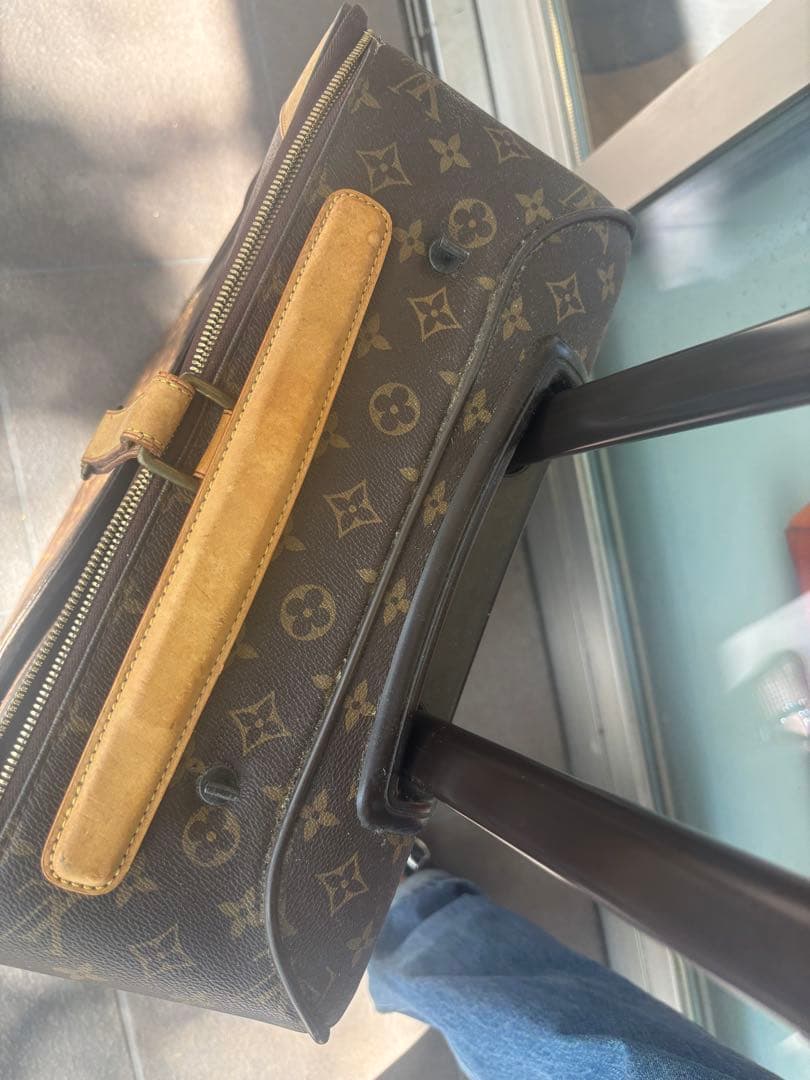 値下げ！モノグラムのルイ・ヴィトンキャリーケース