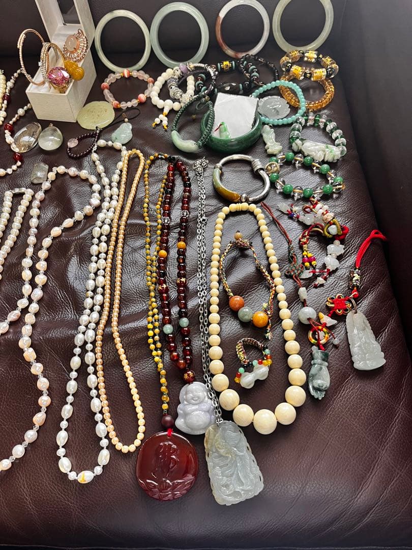 翡翠のバングル、パールまでめて