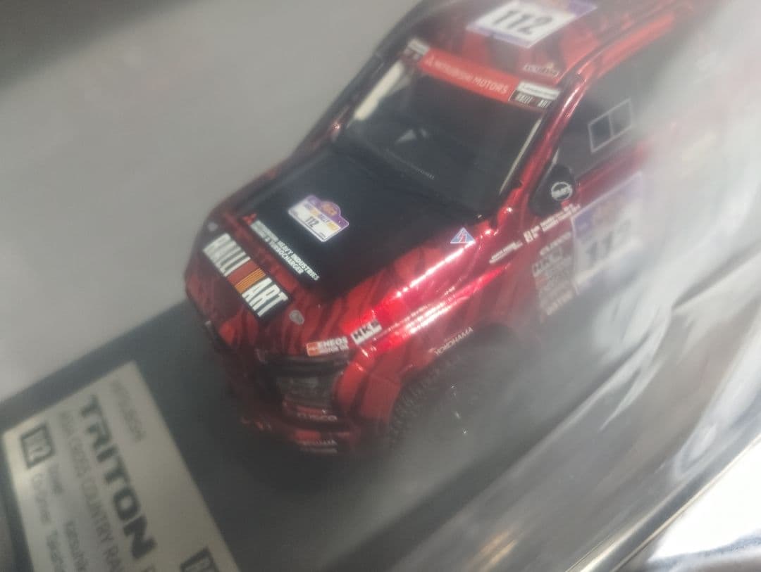 1/43 三菱　新型トライトン　ラリーアート　ミニカー　ディーラー品　限定品