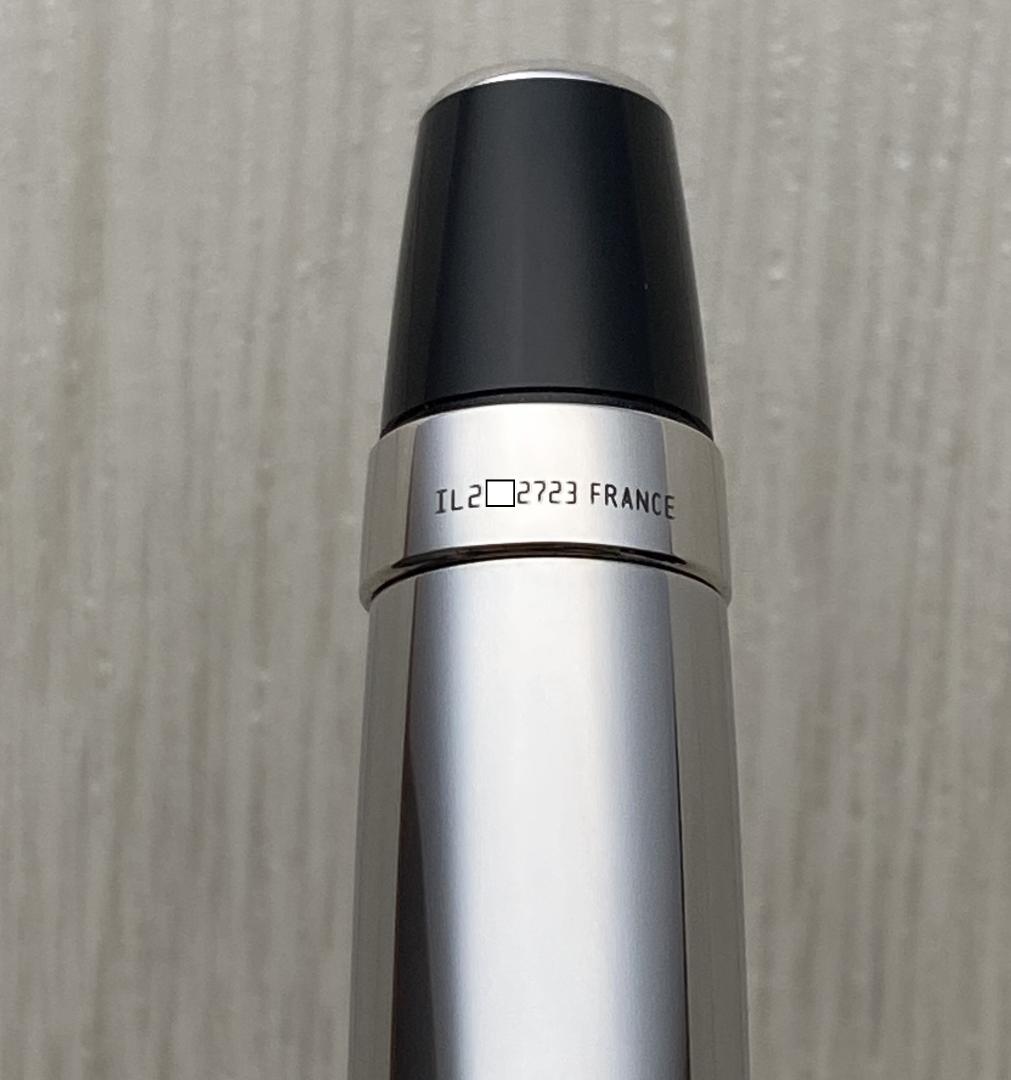 新品同様 モンブラン ボエム フランス製 スチール ノワール ボールペン付属品付