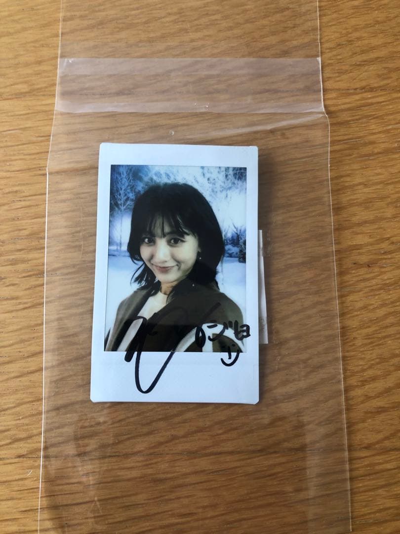 TWICE ジヒョ 直筆サイン入りトレカ