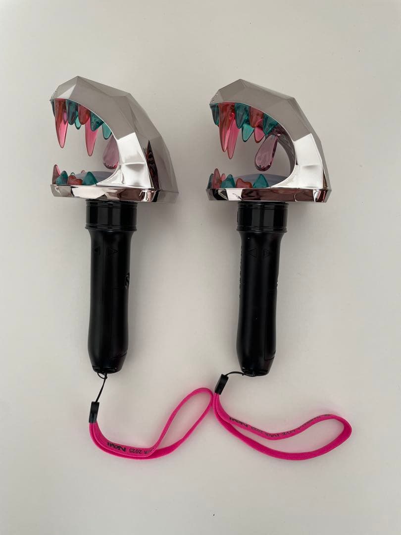 Number_i ペンライト 2個