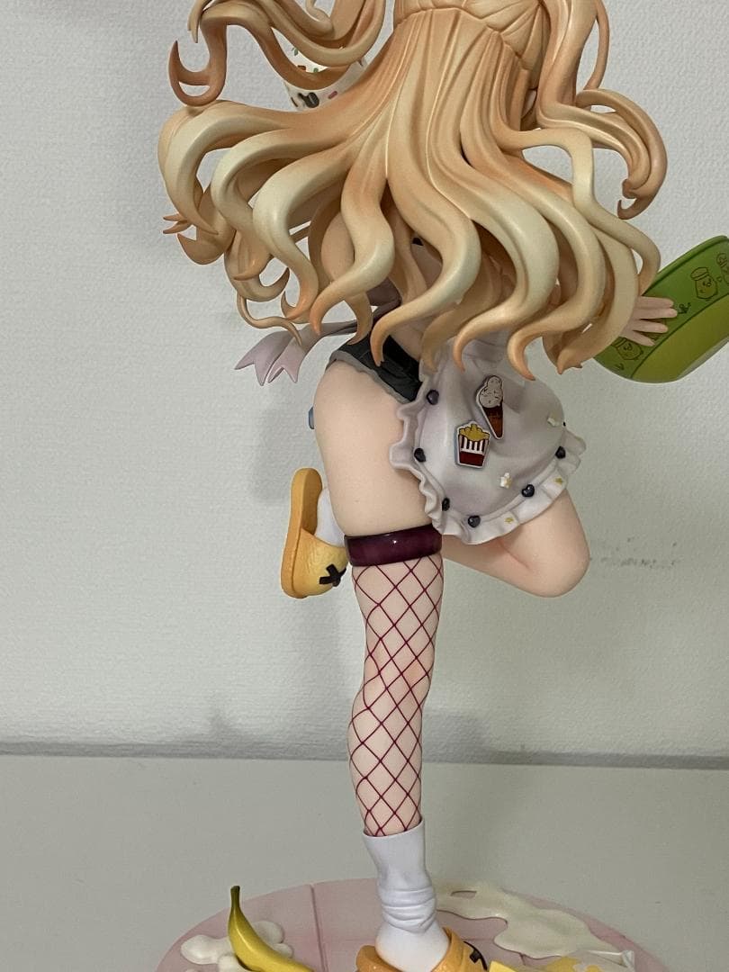 アズールレーン バッチ アニバーサリーイラスト Ver. 1/7完成品フィギュア