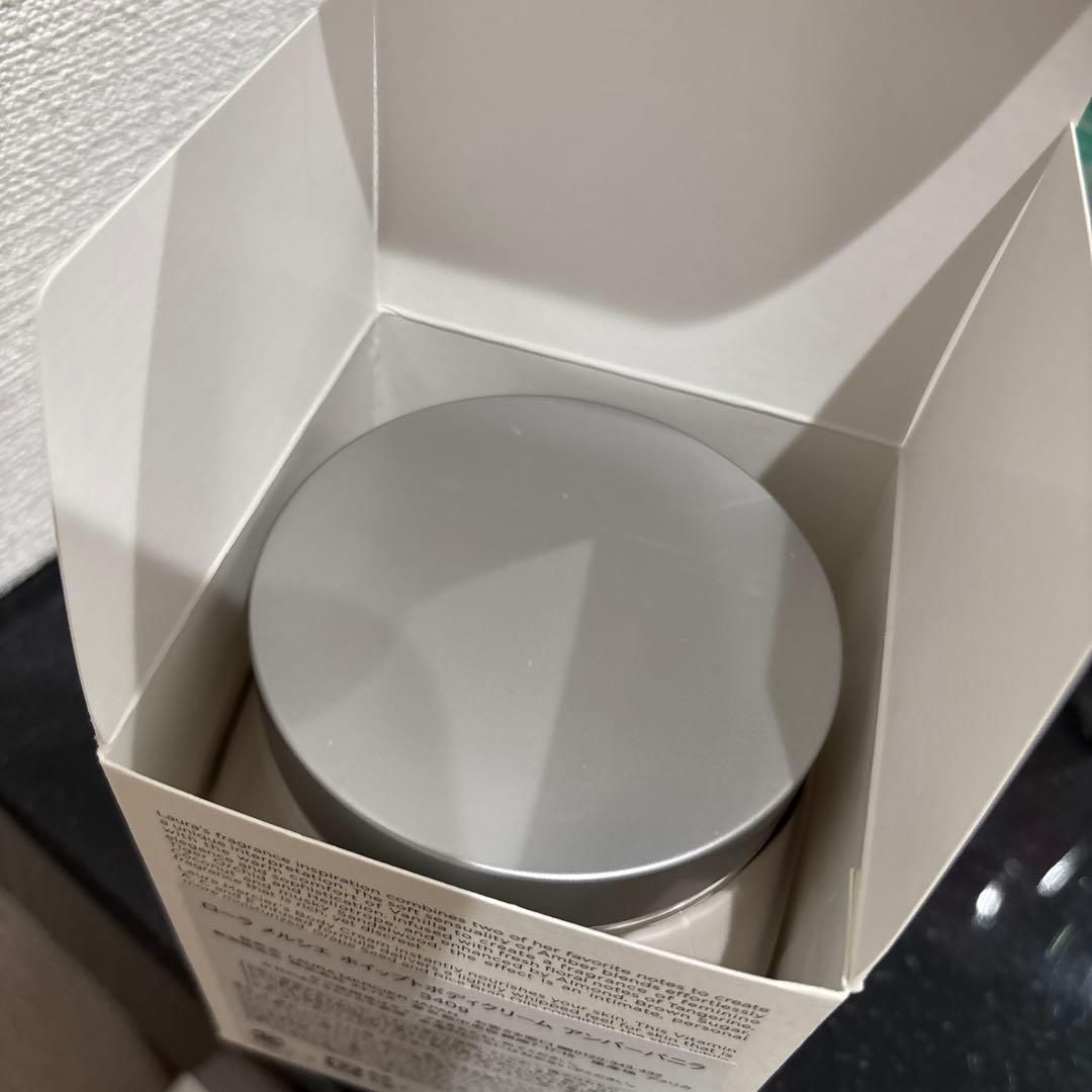 ローラメルシエ　ホイップトボディクリーム　アンバーバニラ