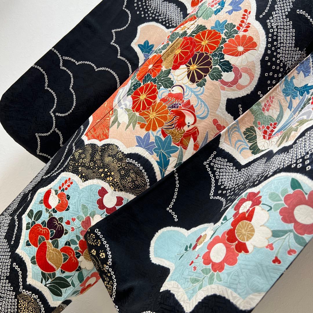 350 振袖フルセット 正絹 黒 朱赤 絞り 金彩 駒刺繍 古典 シック レトロ