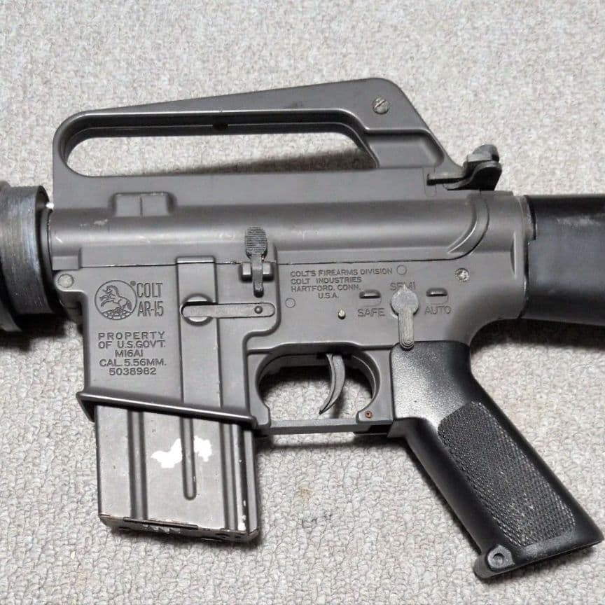 東京マルイ　CAR-15