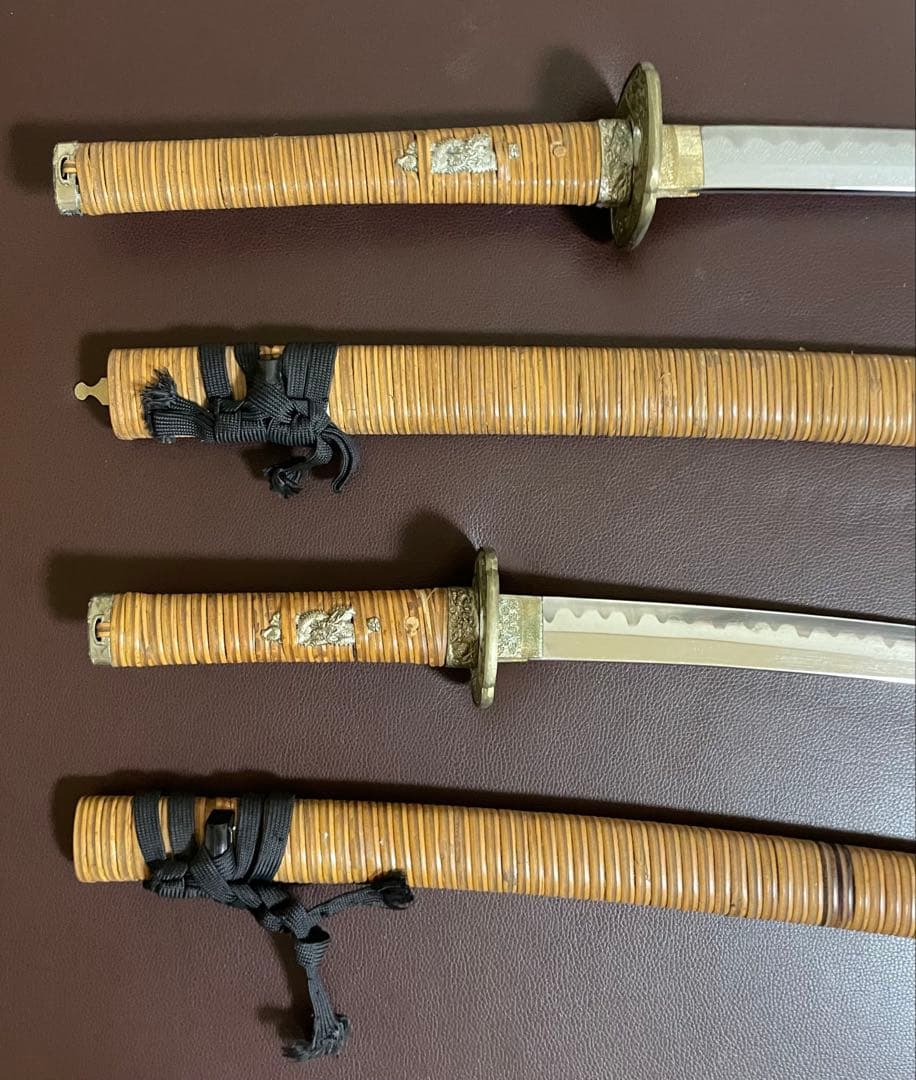 模造刀　小柄　太刀　脇差　刀掛け　武具　B591