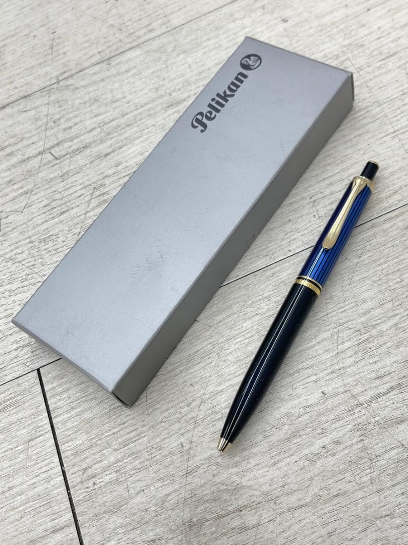 未使用 ペリカン ボールペン スーベレーン K400 青縞 ドイツ製