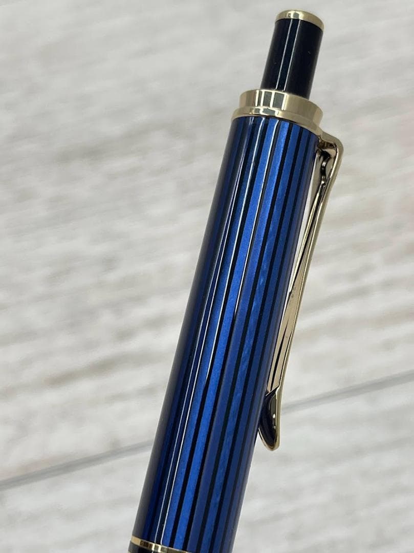 未使用 ペリカン ボールペン スーベレーン K400 青縞 ドイツ製