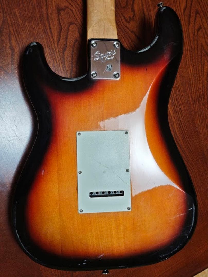 Squier bullet strat ストラトキャスター サンバースト