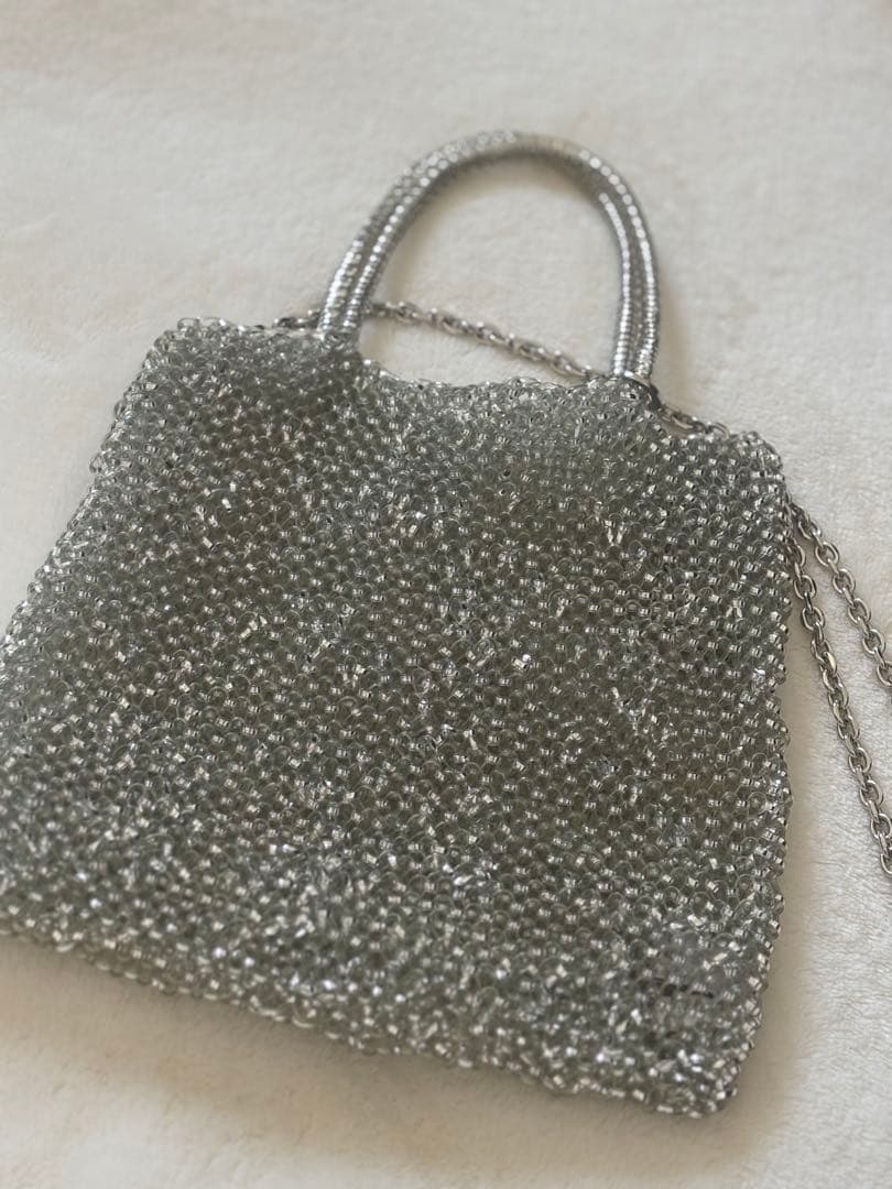 アンテプリマ　スタンダードスクエア　ミディアム　（シルバー）