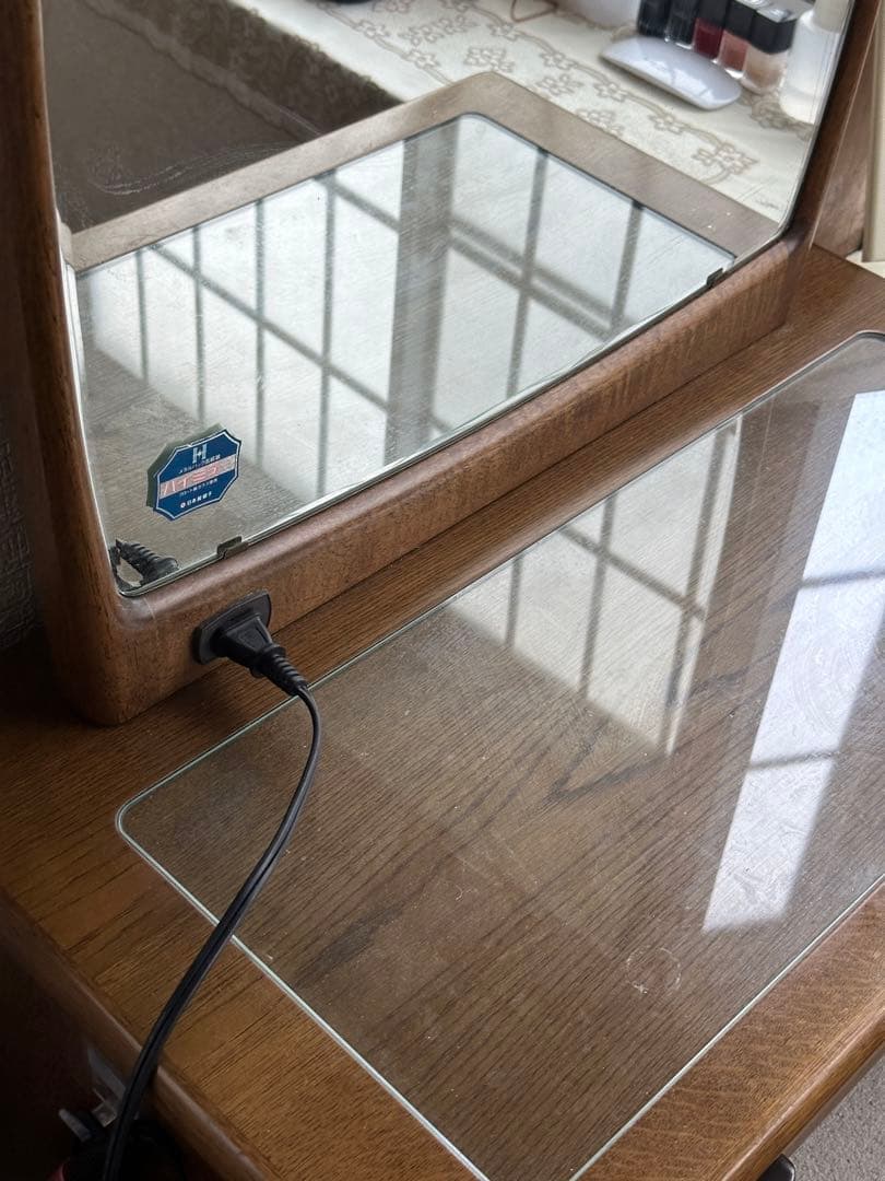 【みー】木製ドレッサー オーバルミラー付きコンセント付き　セット