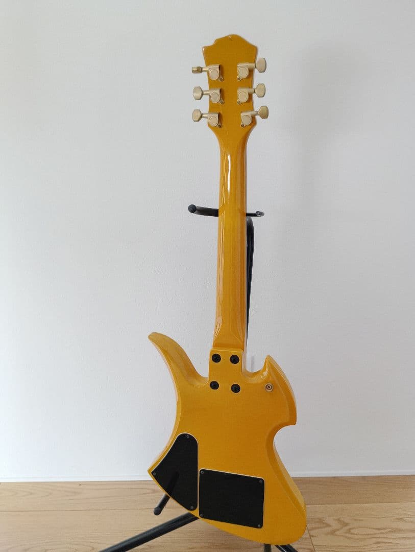 BURNY FERNANDES イエローハートYH-JR　hide アンプ内蔵