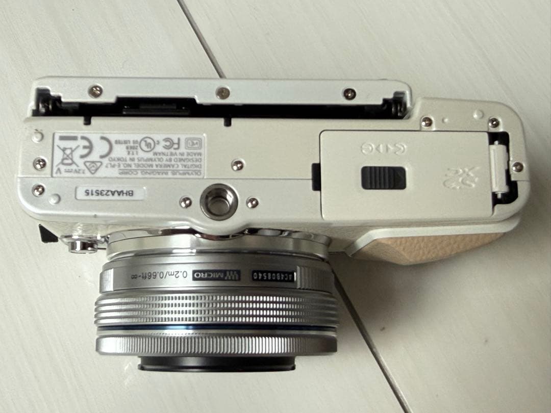 OLYMPUS PEN Lite E-PL7 ダブルズームキット+アクセサリ複数