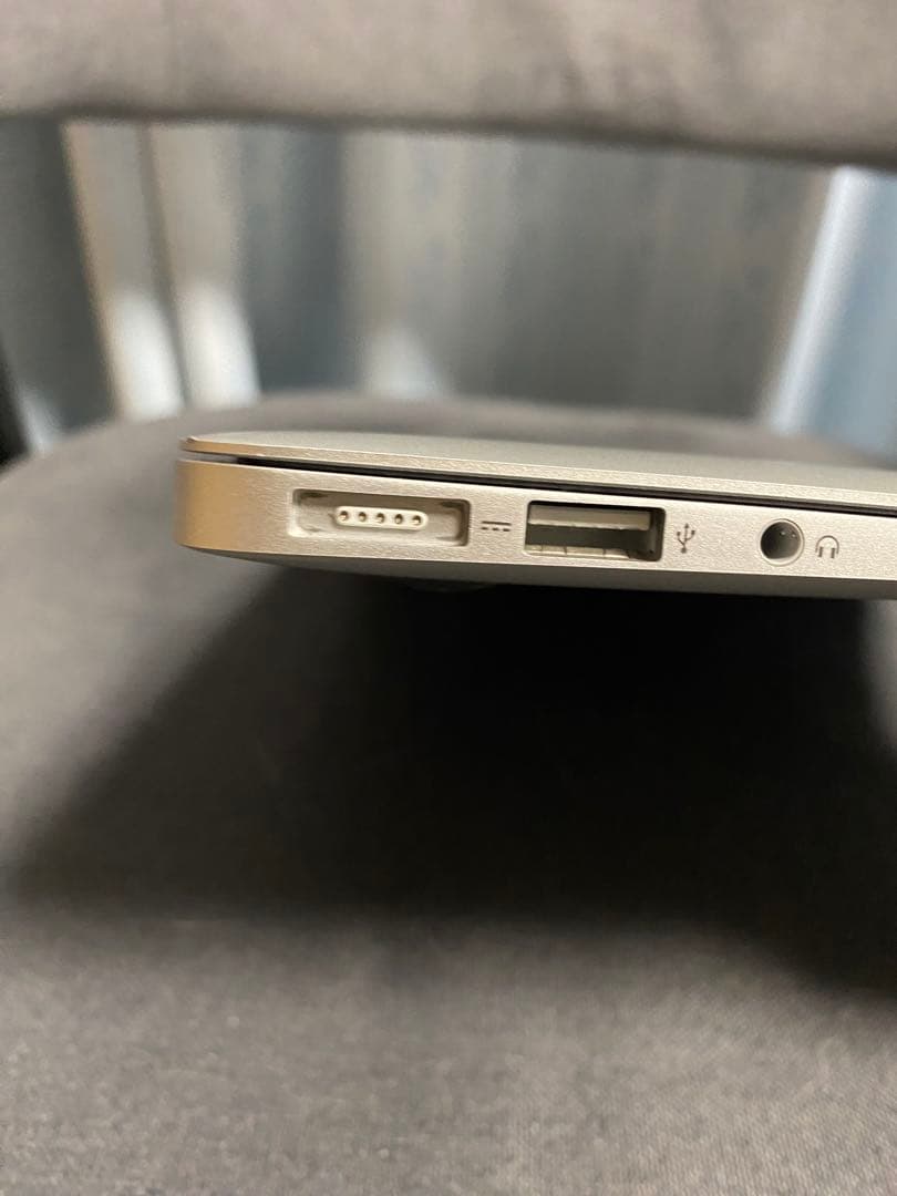 名機 マックブック 2015 11 MacBook Air Core i5 4G