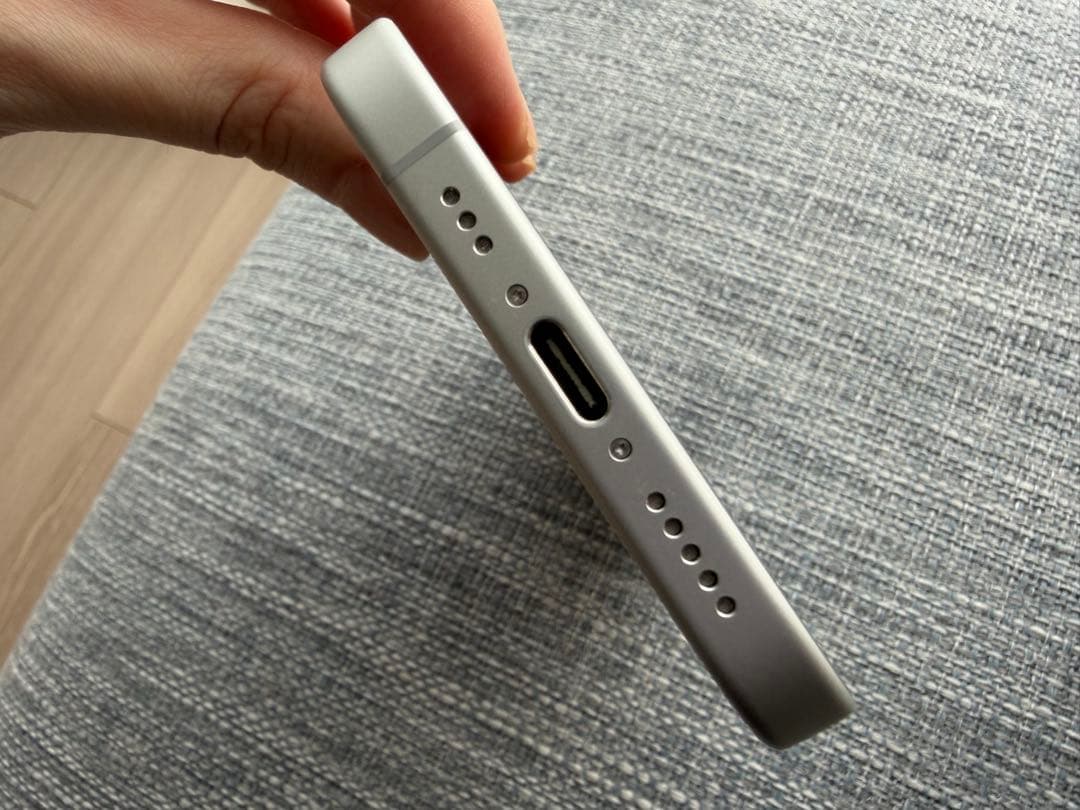 【美品】Apple iPhone16 128GB