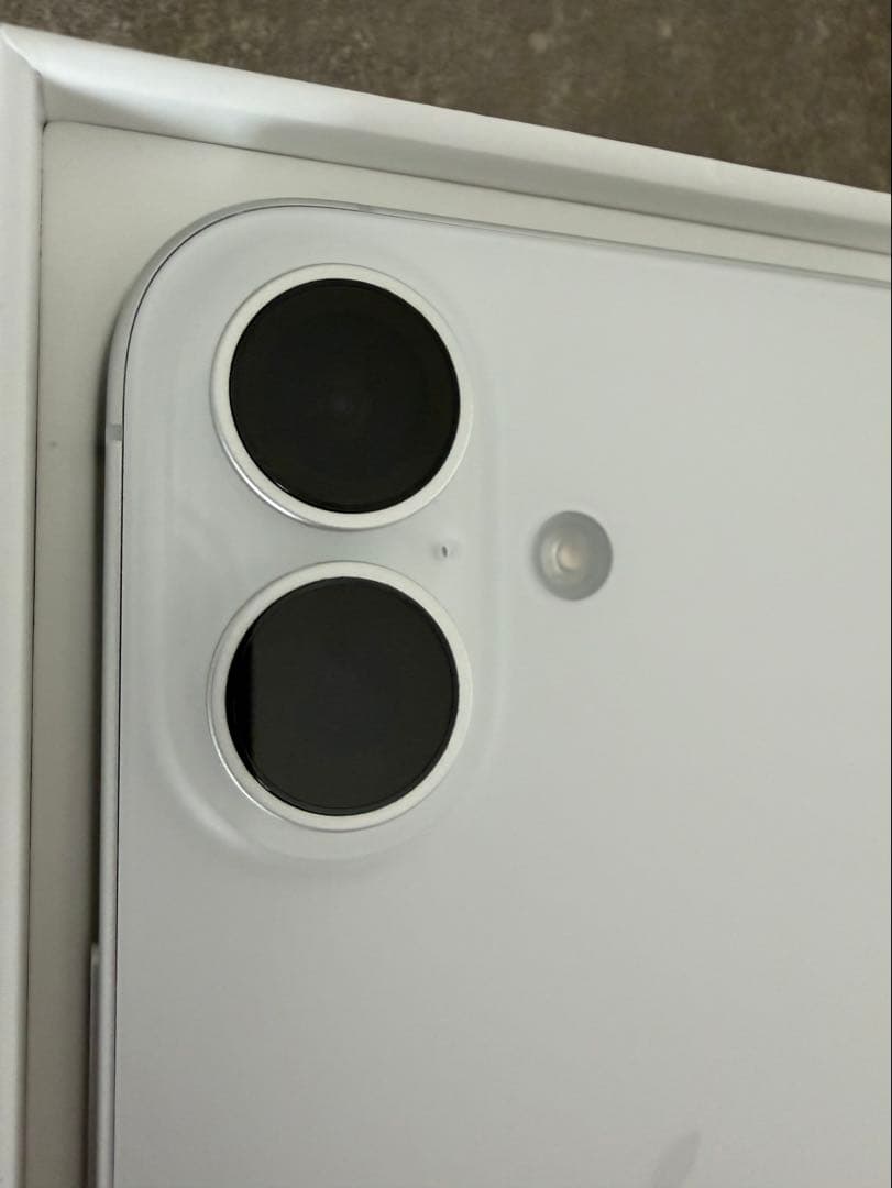 【美品】Apple iPhone16 128GB