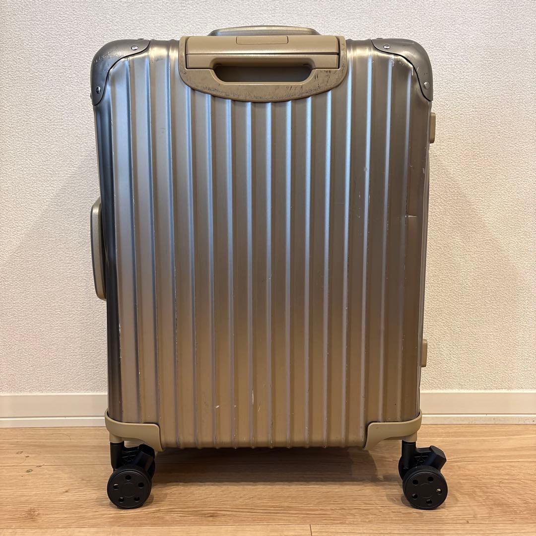 RIMOWA リモワ　キャリーケース　TOPAS 45L ゴールド