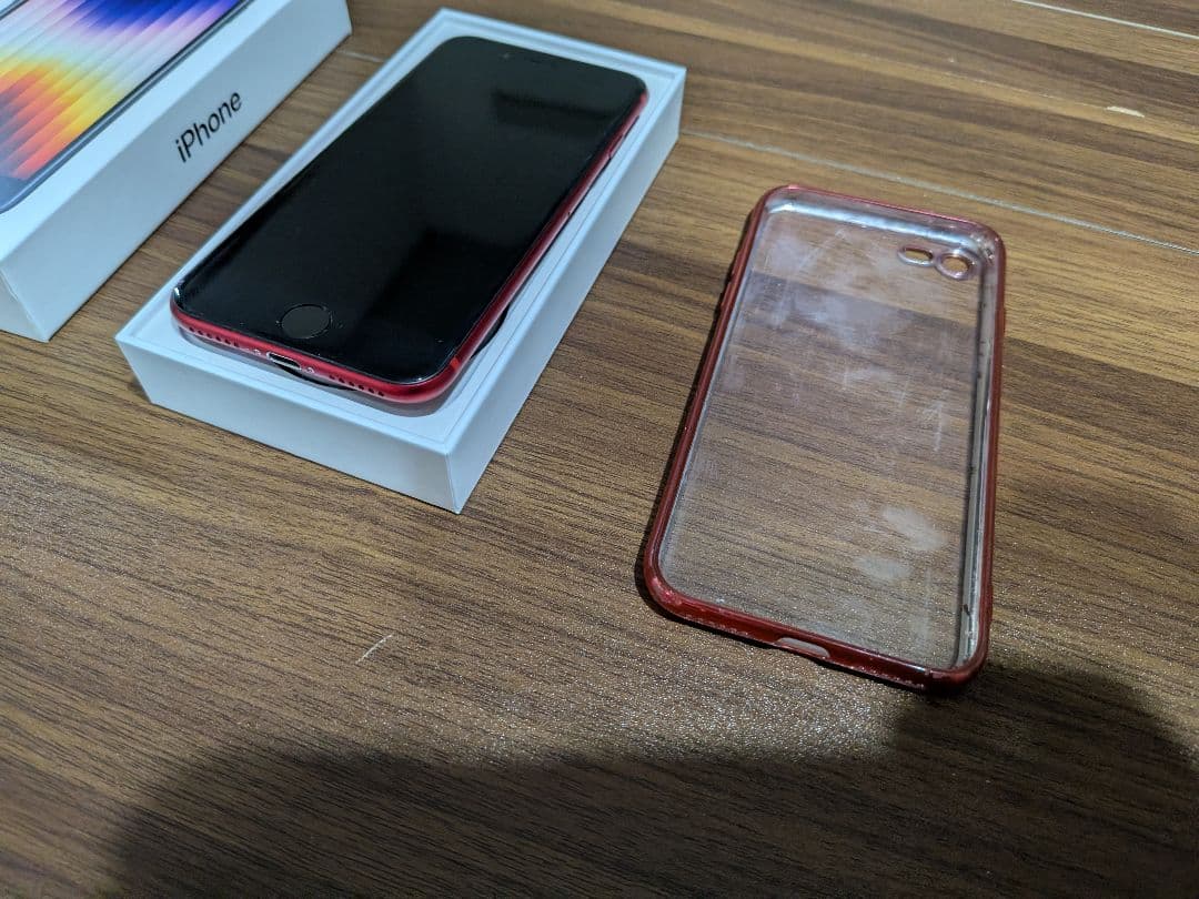 iPhone SE3 (第3世代) レッド 256GB SIMフリー 本体