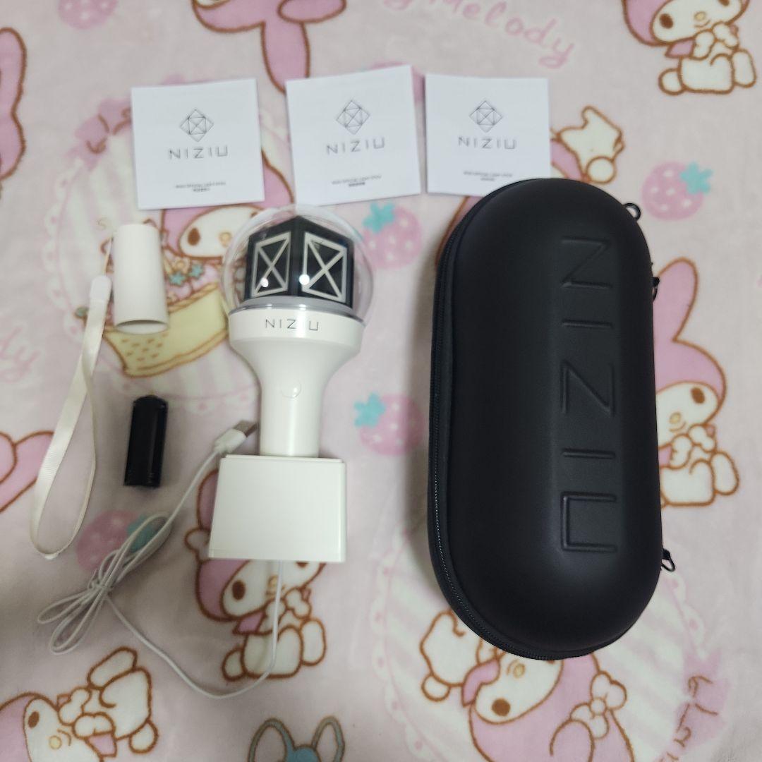 【美品】NiziU ペンライト ペンライトケース セット