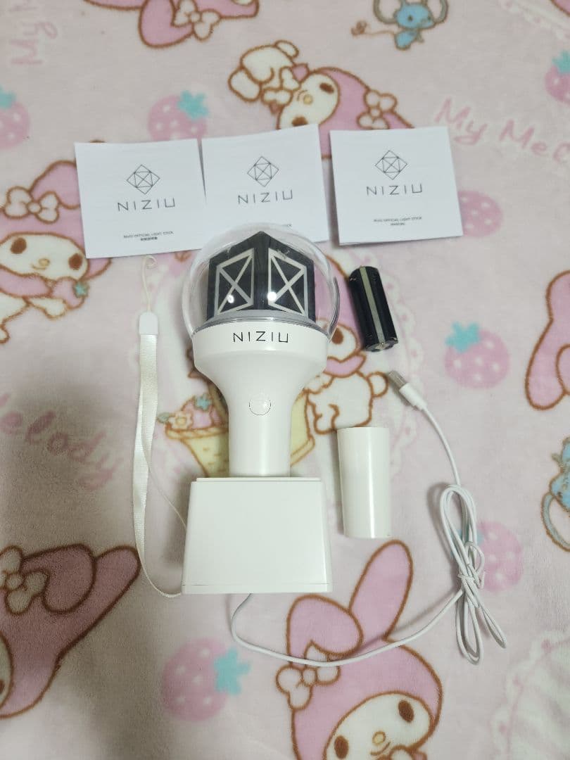 【美品】NiziU ペンライト ペンライトケース セット