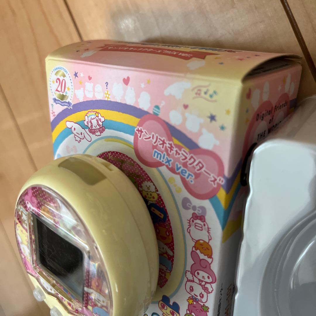 バンダイ Tamagotchi MIX サンリオキャラクター