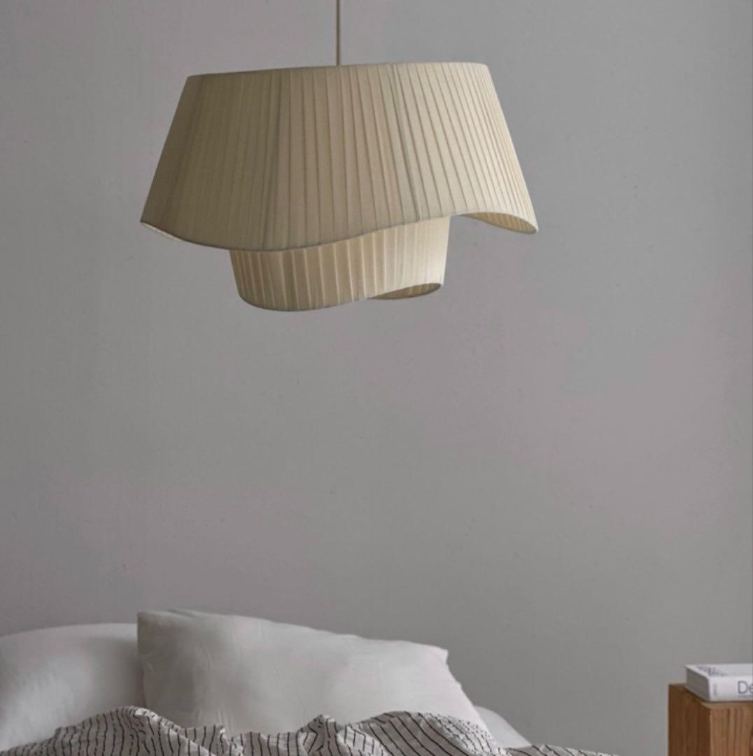 アートオブブラック　レイヤードプリーツシェード ペンダントライト アイボリー