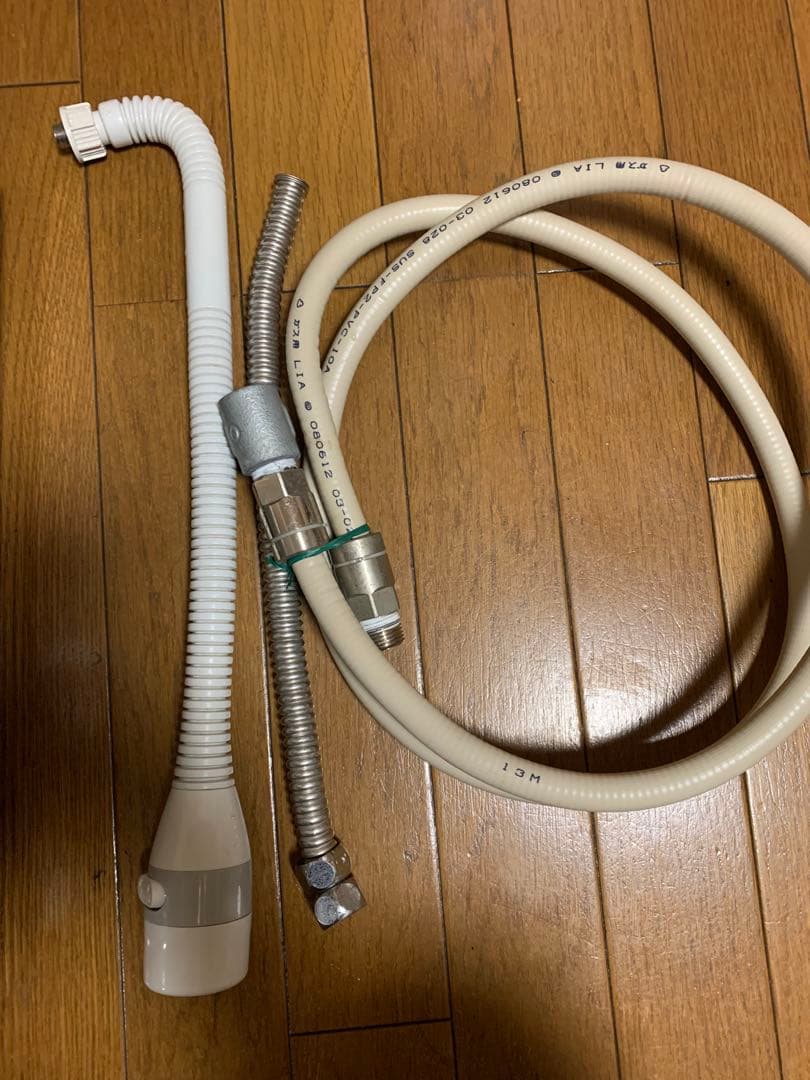 給湯器　瞬間湯沸かし器　リンナイ RUS-V51WT(SL)