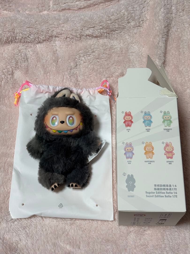 【うめ様】【正規品】 ラブブ　Big into Energy 新品　シークレット